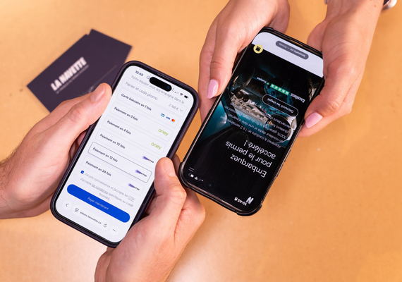 Deux téléphone sur le site de La Navette